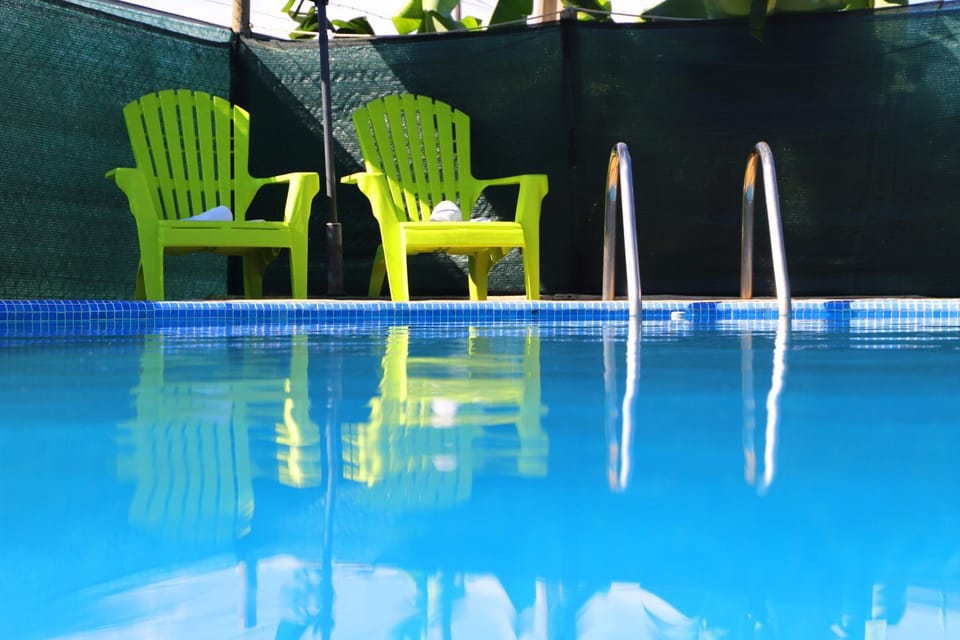 Swimming pool, Swimming pool
