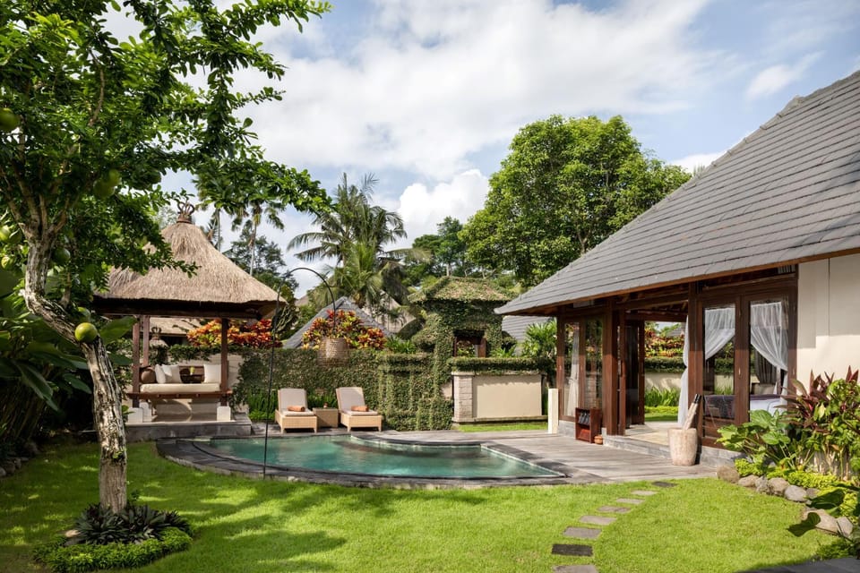 Bedroom, Swimming pool
