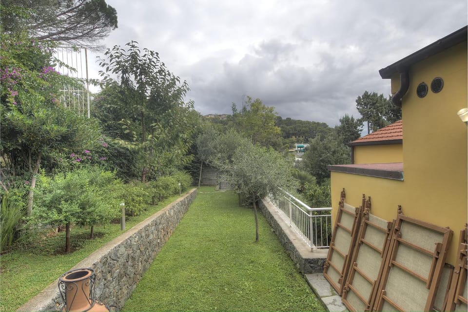 Residenza Ginepri 69 Apartment in Bergeggi