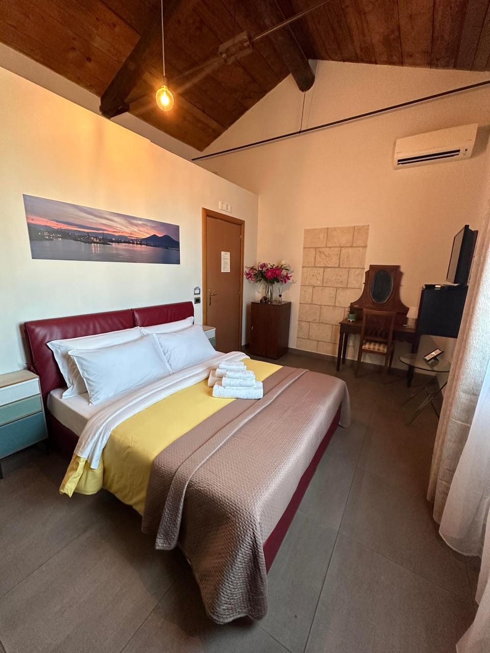 Mansarda Valù Apartment in Naples