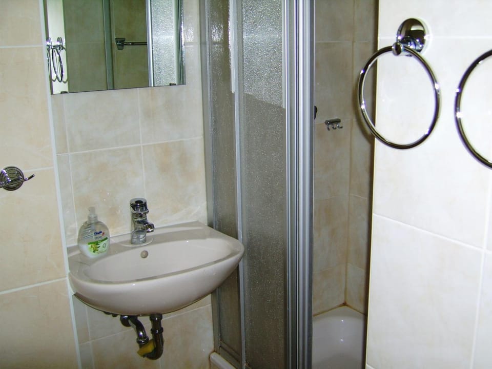 Bathroom, Bathroom