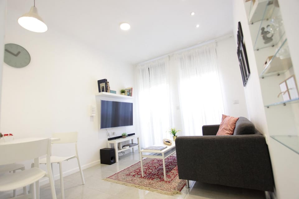 TV and multimedia, Seating area
