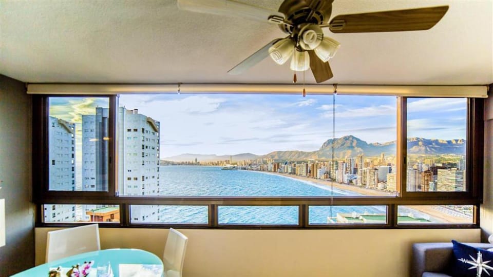 Mountain view, Sea view