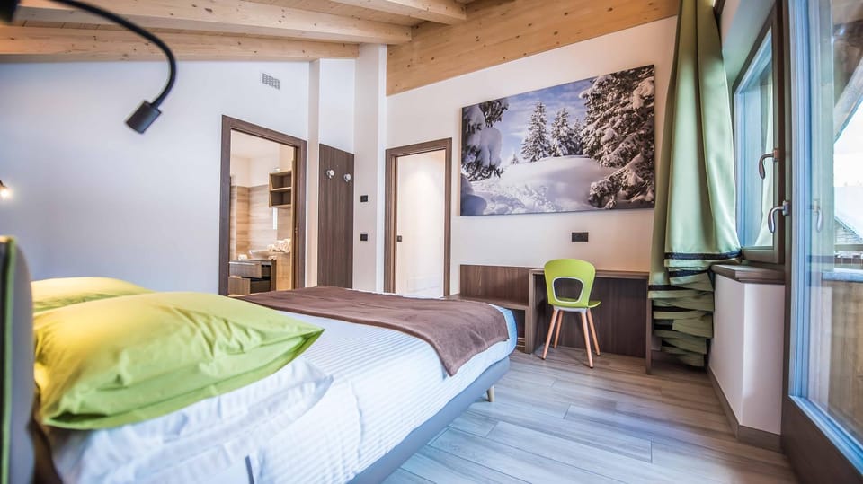 Chalet 4 Stagioni - AlpineEscape House in Canton of Grisons