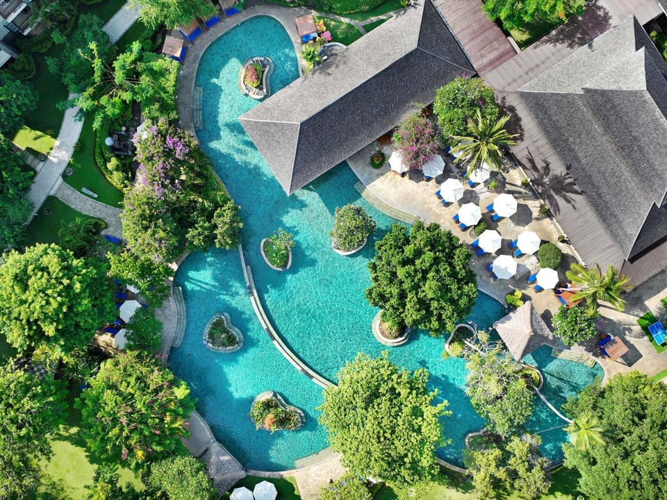 Property building, Swimming pool