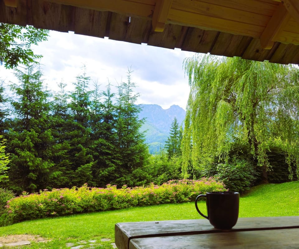 Spring, Day, Natural landscape, Summer, BBQ facilities, Garden, Garden view, Mountain view, Seasons
