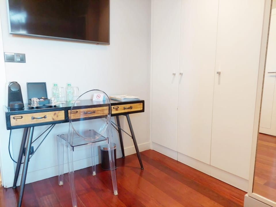 TV and multimedia, Coffee/tea facilities