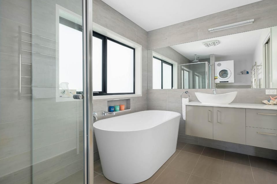 Self Contained Beach View Apartment Apartment in Tasmania