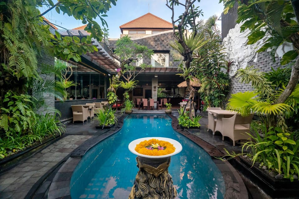 Property building, Pool view, Swimming pool