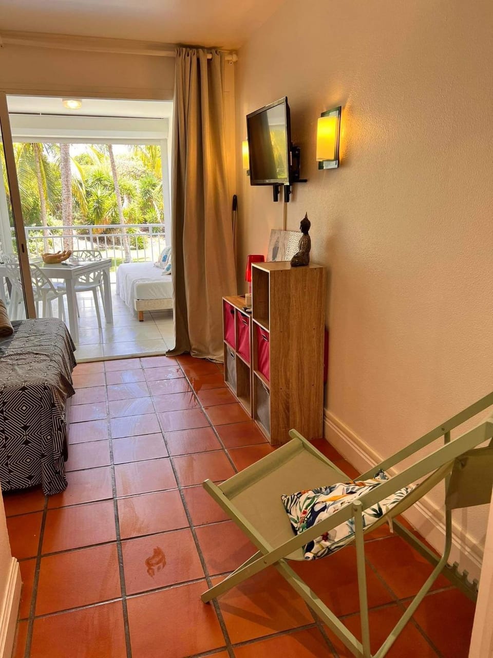 Studio Le Frangipanier Apartment in Grande-Terre, Guadeloupe