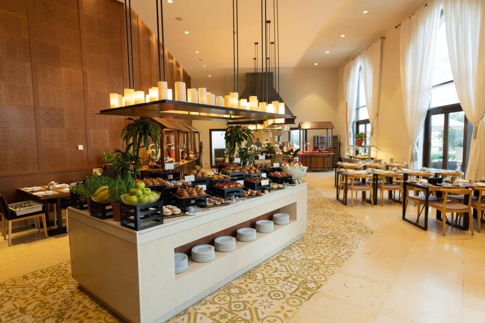 Breakfast, Buffet breakfast
