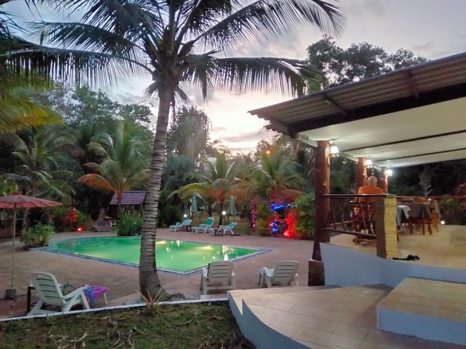 Beautiful Flower Resort Hotel in Krabi Changwat