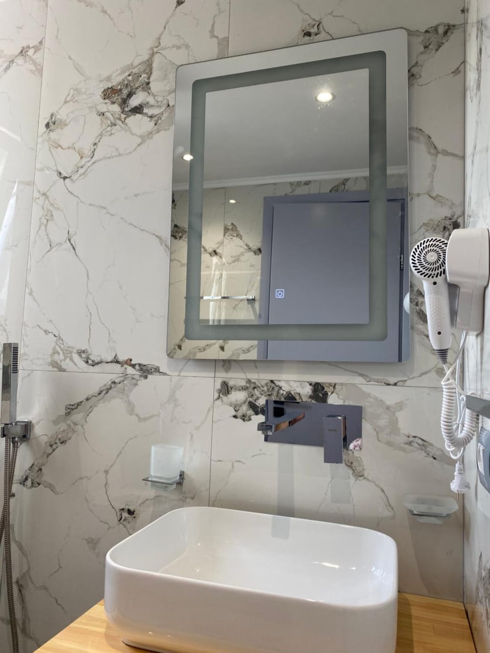 Shower, Bathroom, heating