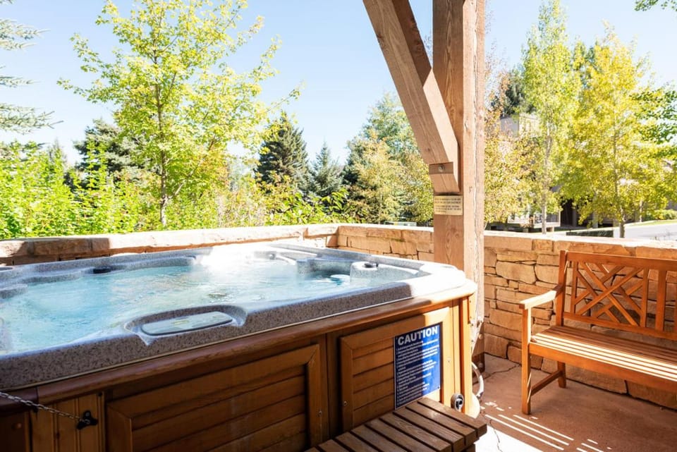 Silver Star #801 - 4 Bed TH spa House in Park City