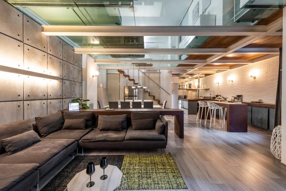Living room, Dining area