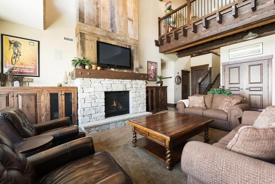 Silver Star #1305 - 4 Bed Penthouse Spa House in Park City