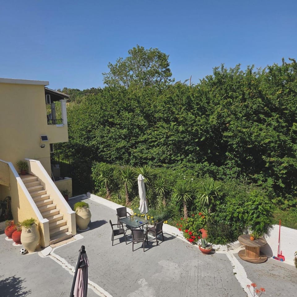 Chrysanthi Melitsa apts. House in Corfu, Greece