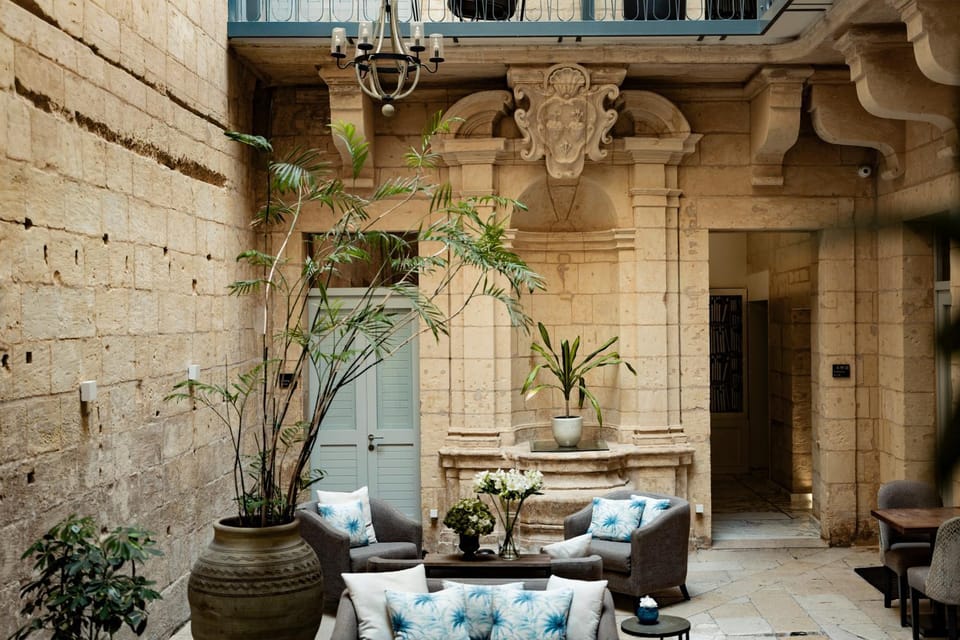 Lobby or reception, Seating area