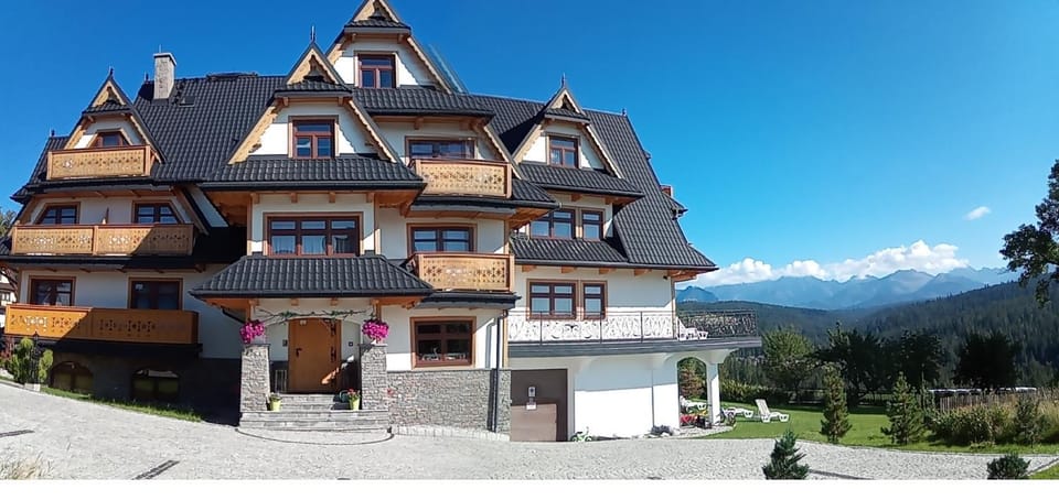 Property building, Mountain view