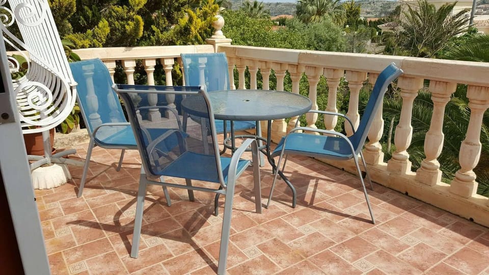 Balcony/Terrace, Dining area