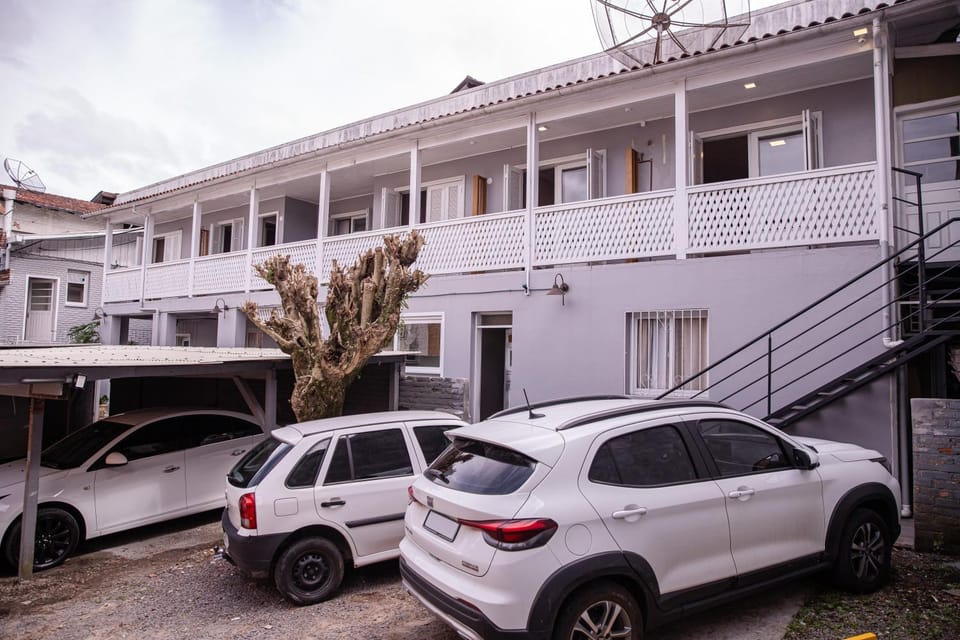 Property building, Inner courtyard view, Parking