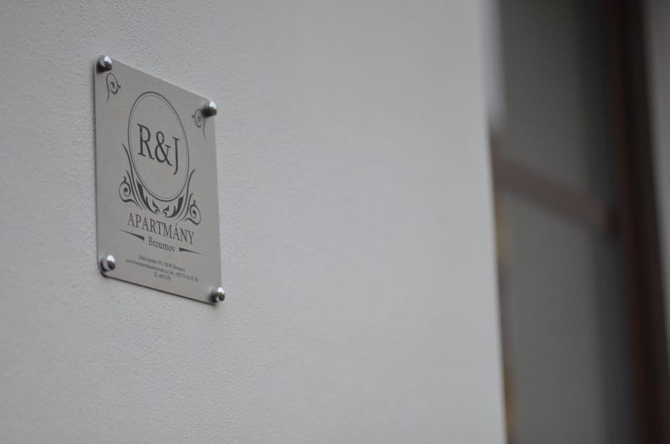 Property building, Property logo or sign