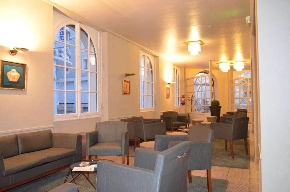 Hôtel Aneto Hotel in Lourdes