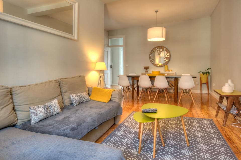 TV and multimedia, Living room, Dining area