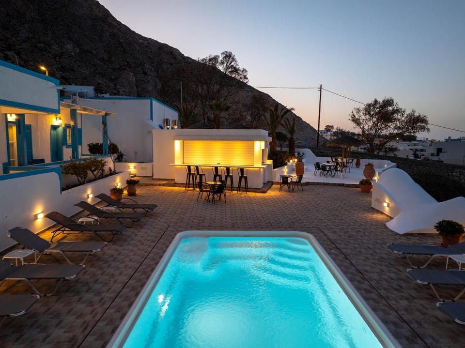 Pool view, Pool view, Sea view, Sea view
