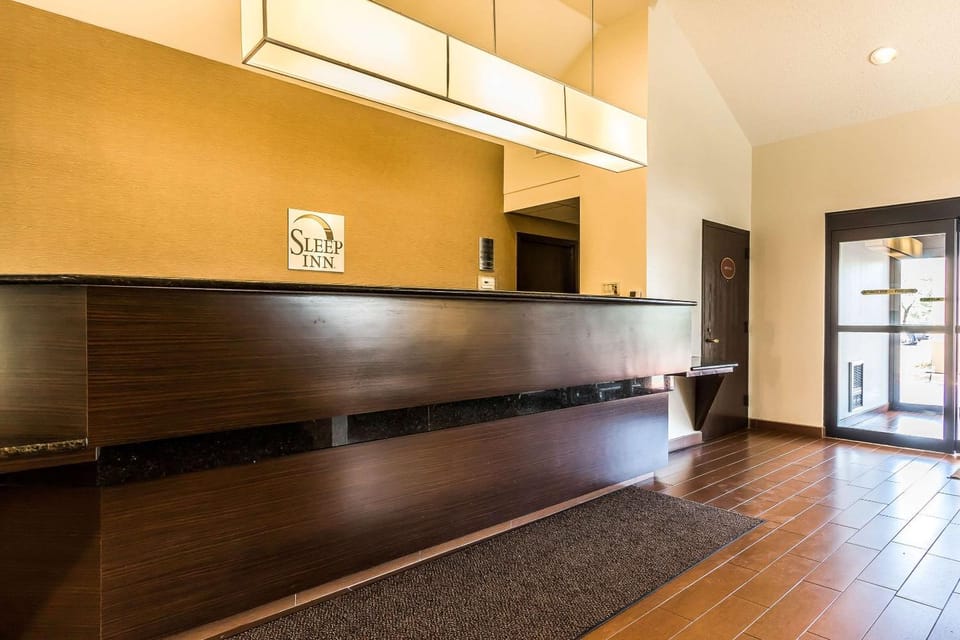 Lobby or reception, On site