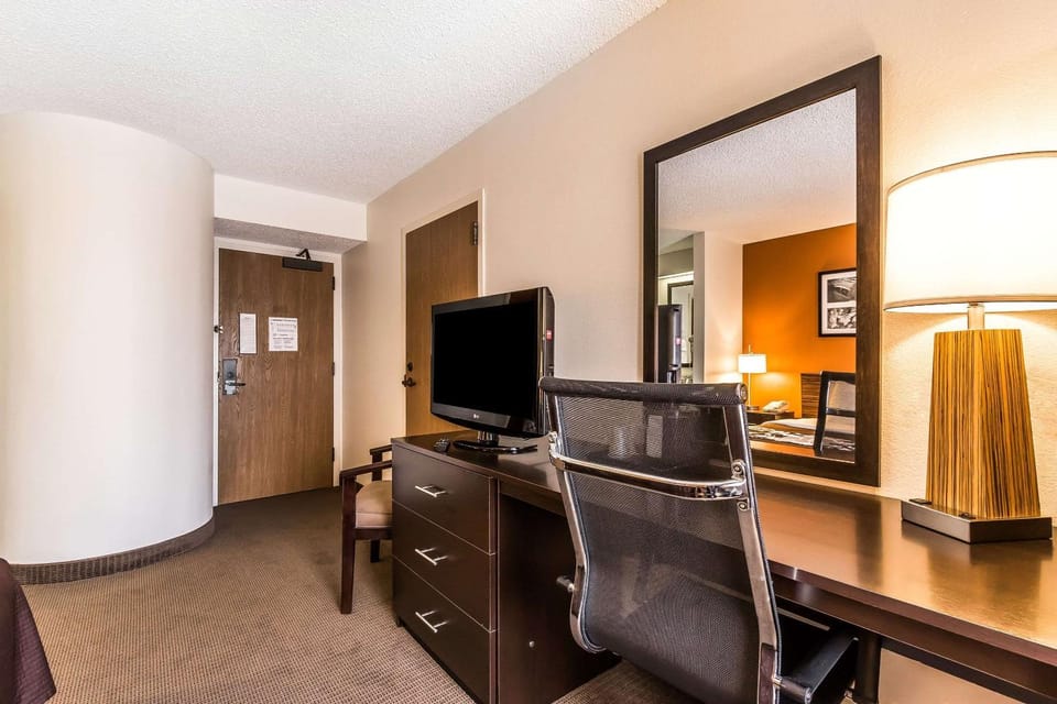 Photo of the whole room, On site