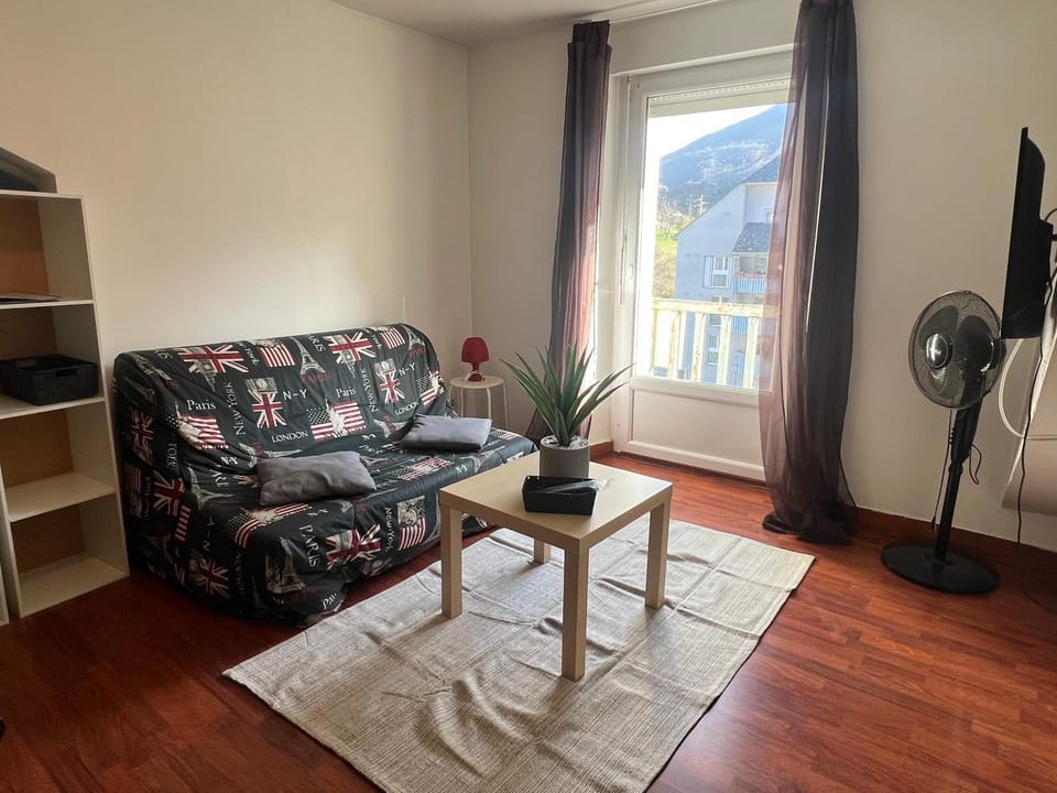 Loc luz st sauveur 1 Apartment in Luz-Saint-Sauveur