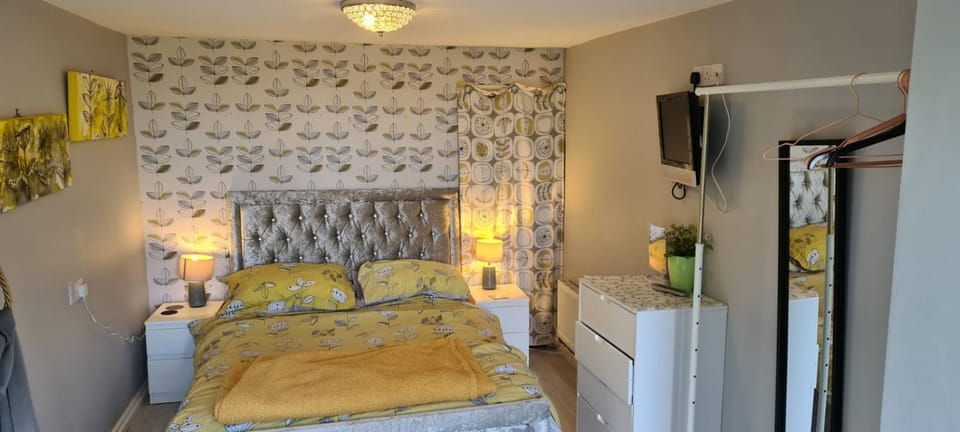 Dolphin House House in Wyre District