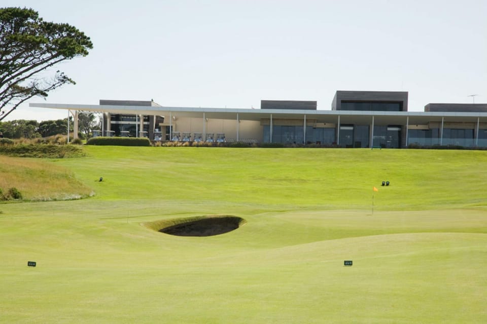 Facade/entrance, Golfcourse