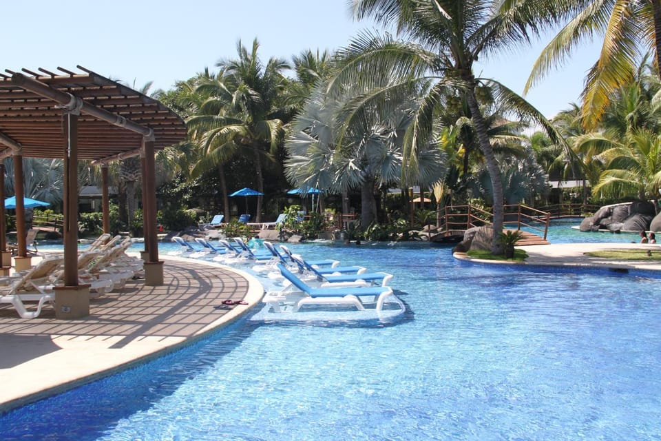 Villa 24C Los Cabos Monterrico Villa in Santa Rosa Department