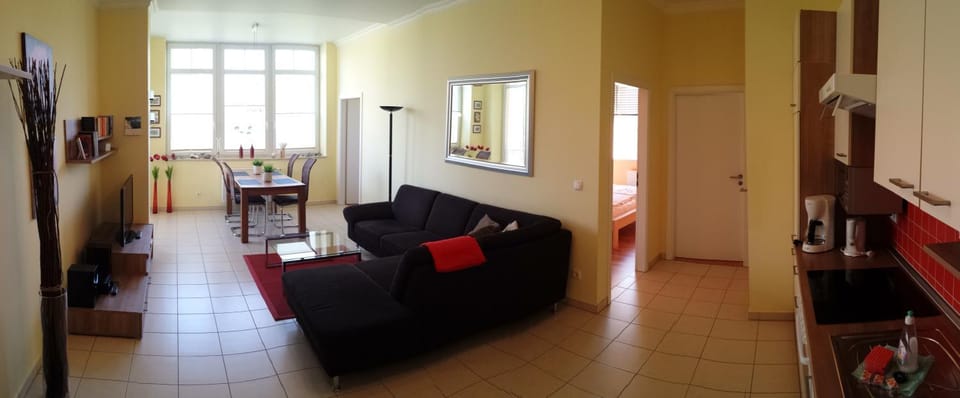 Kitchen or kitchenette, Living room, Dining area