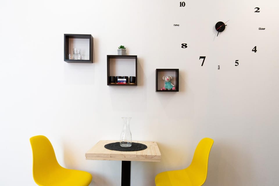 Atelier & Galerie Apartment in Cannes