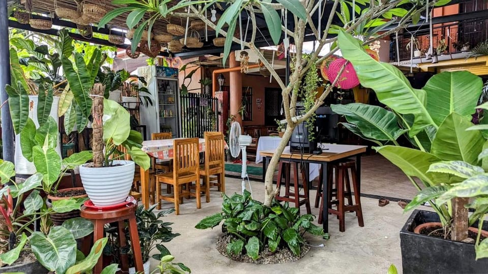UNK'S HOUSE HOMESTAY Bed and Breakfast in Panglao