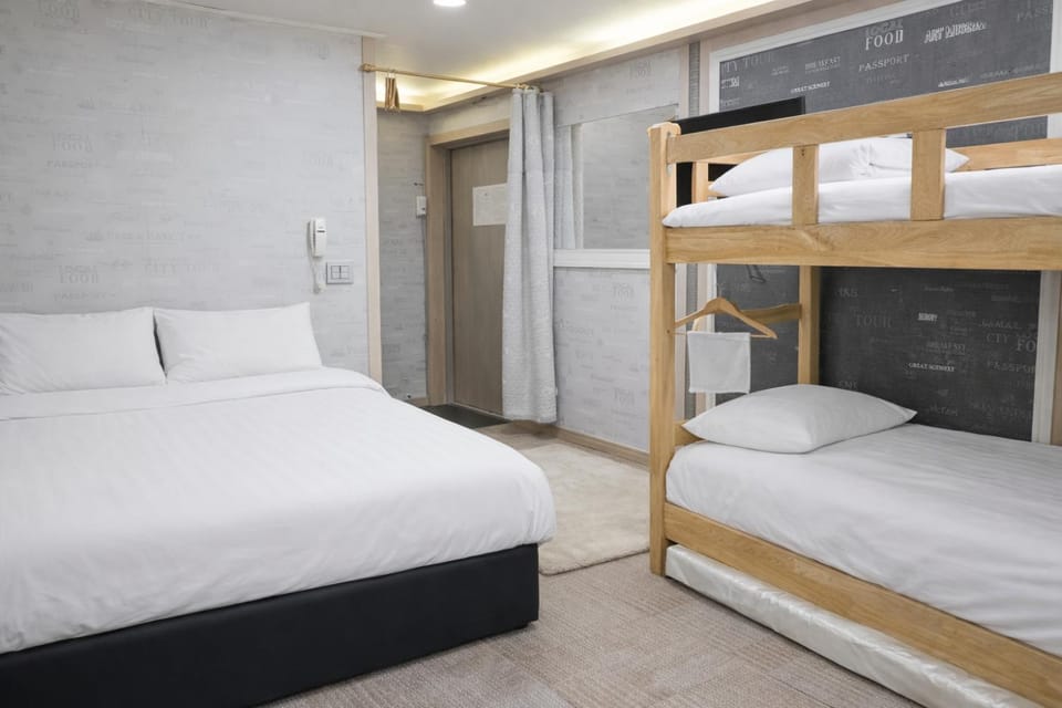 Bed, Bedroom, bunk bed