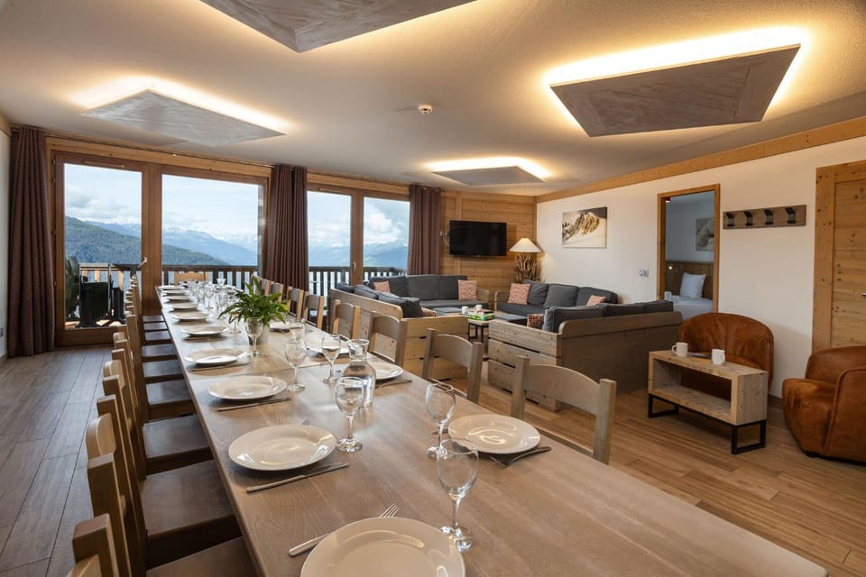 Residence Le Roc Noir by Alpapart Apartment hotel in Montvalezan