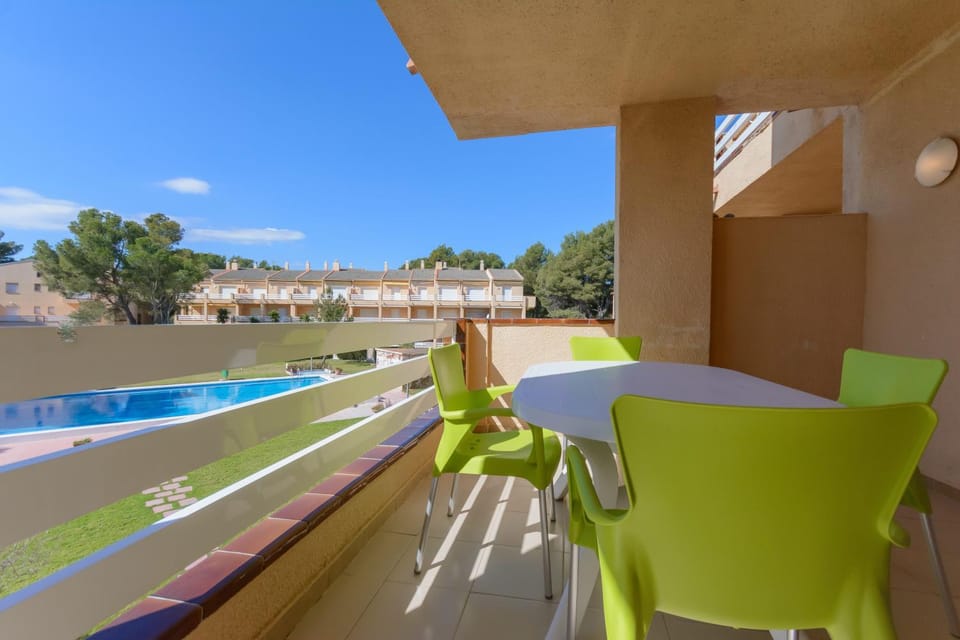 Balcony/Terrace, Pool view