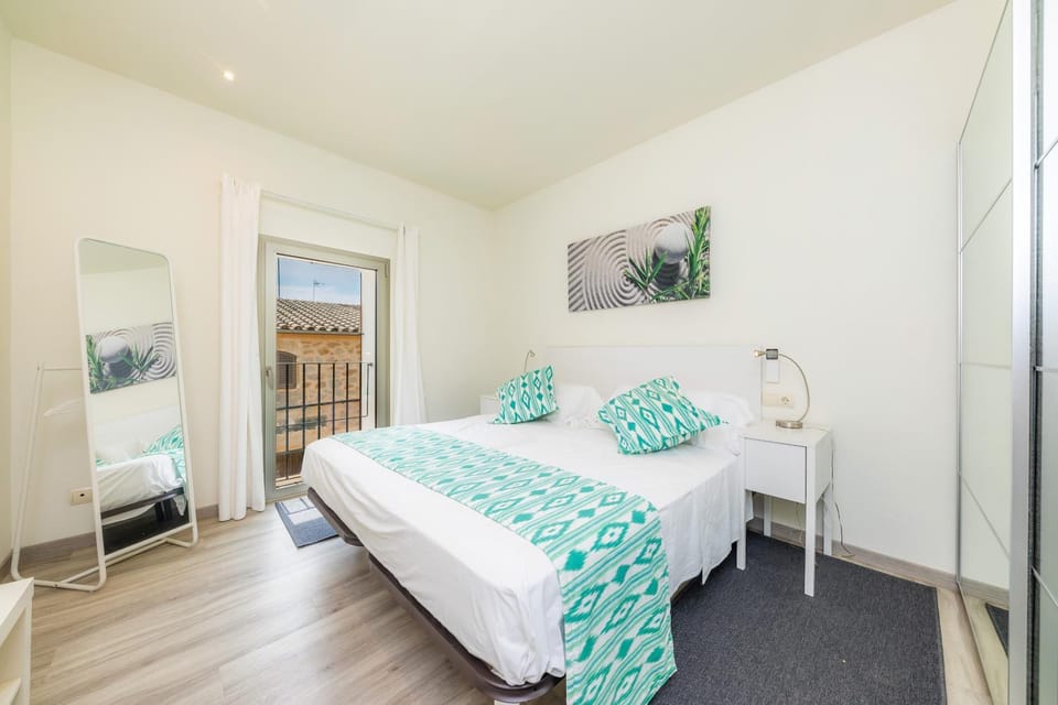 Living room, Bedroom