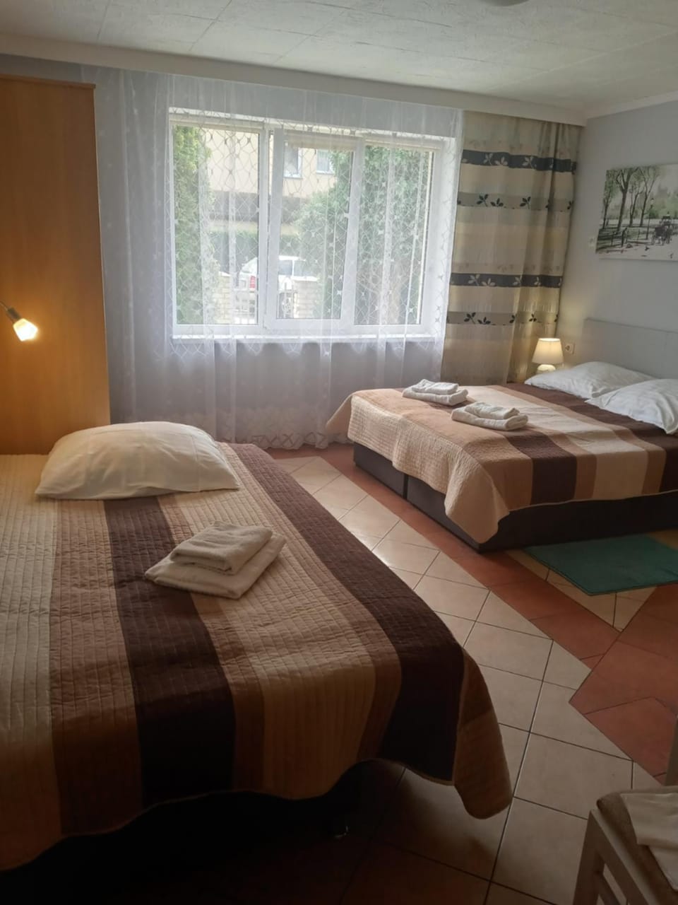 Property building, Bed, Photo of the whole room, towels