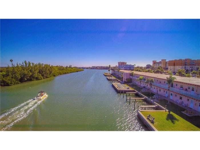 Belleview Gulf Condos Apartment hotel in Redington Shores