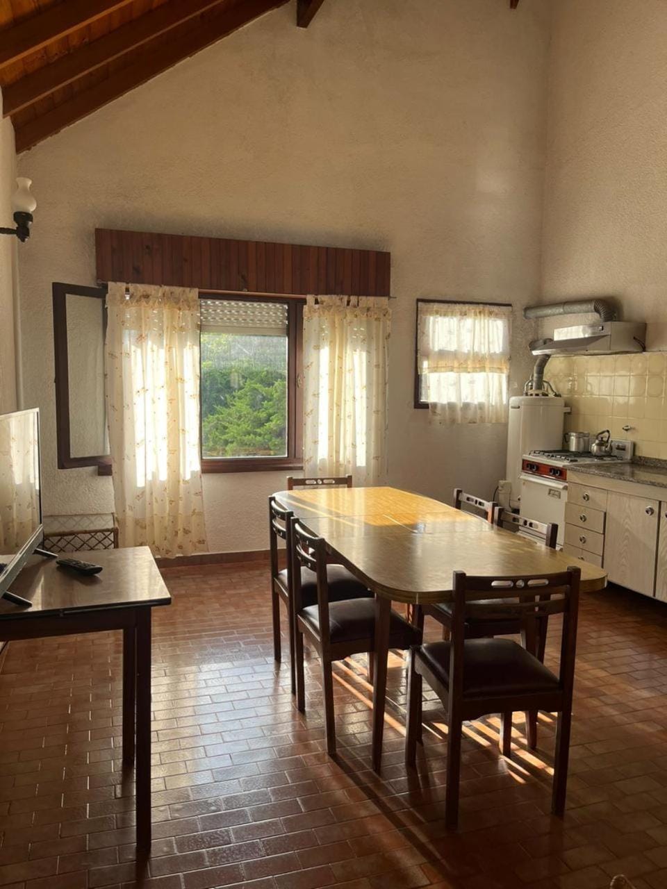 TV and multimedia, Dining area, pet friendly, kitchen