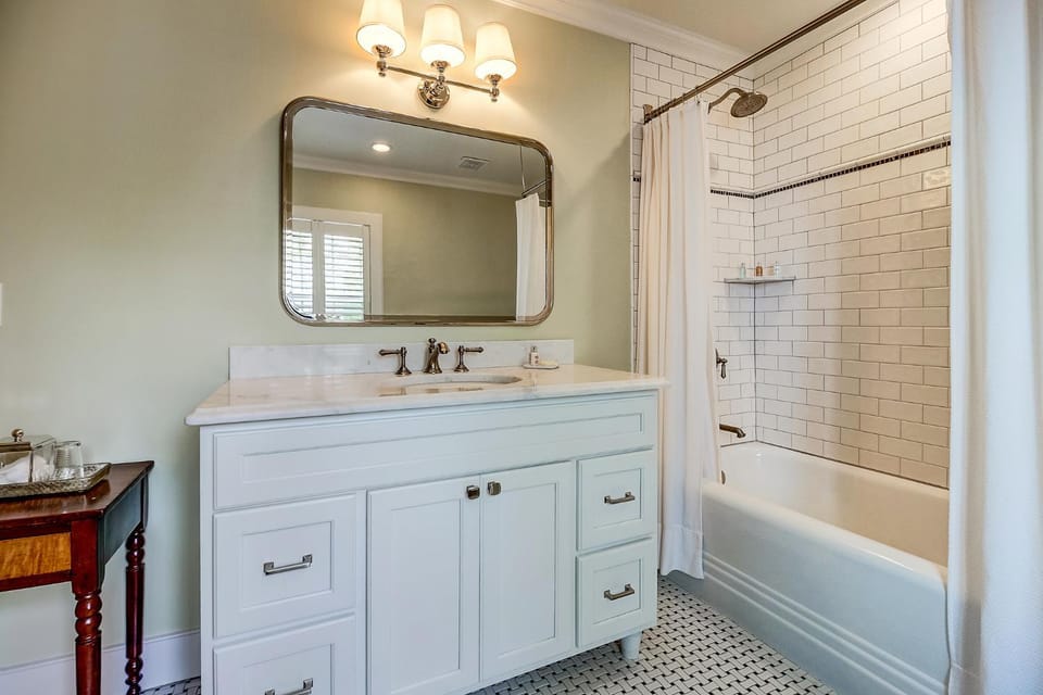 Bathroom, Bath