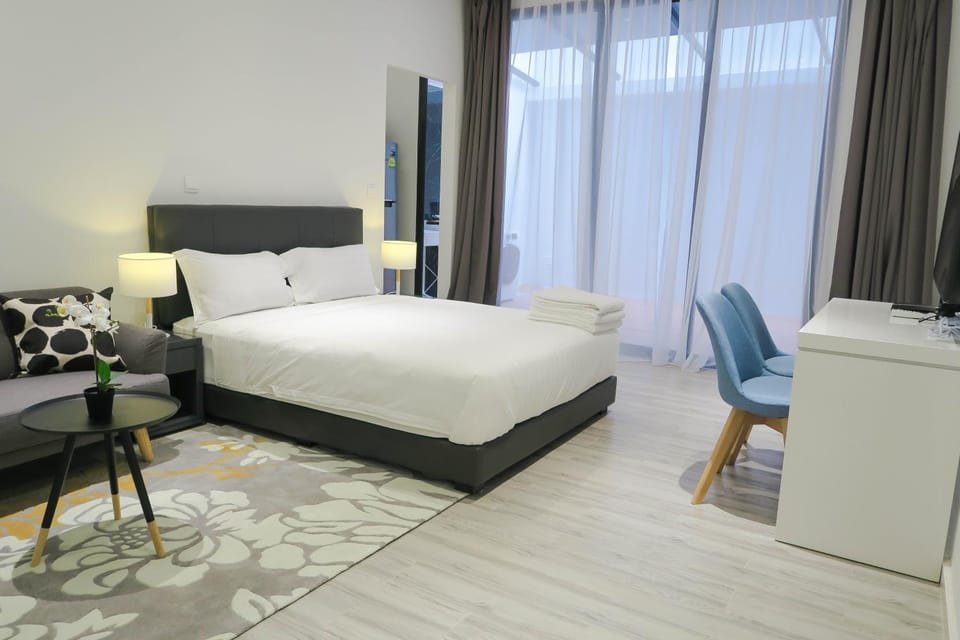 Comfy Studio 1 by Ong Realty Apartment in Singapore