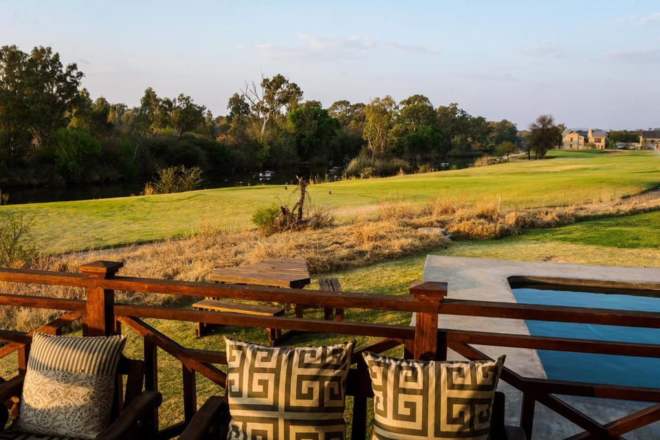 Patio, Golfcourse, Seating area