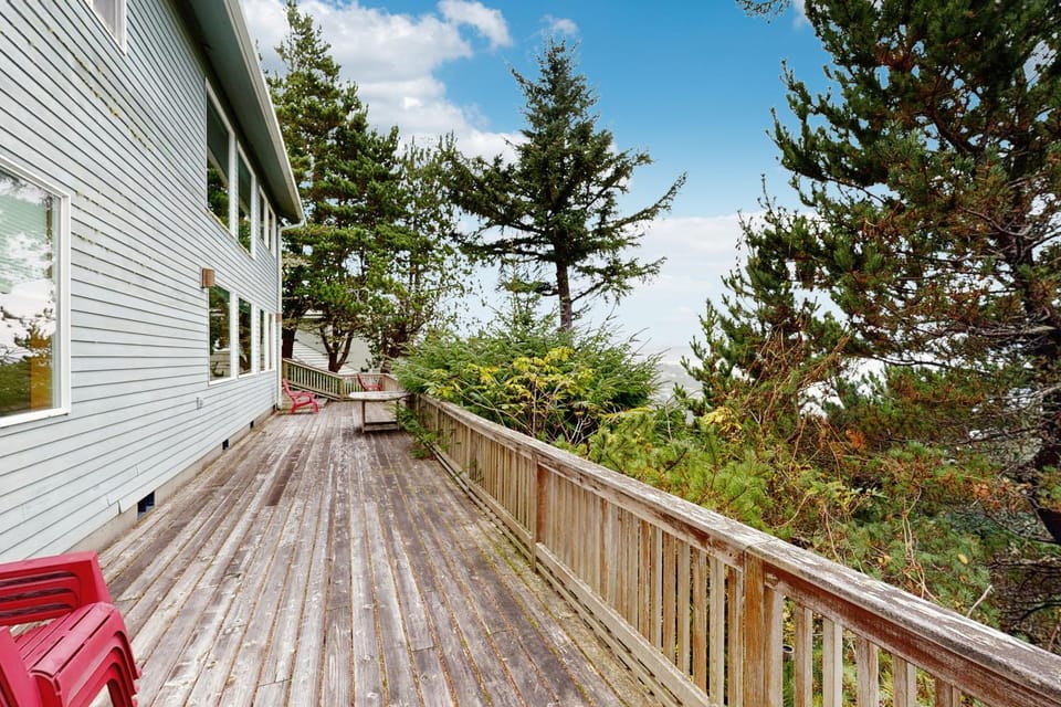 Cliffside Serenity House in Oregon