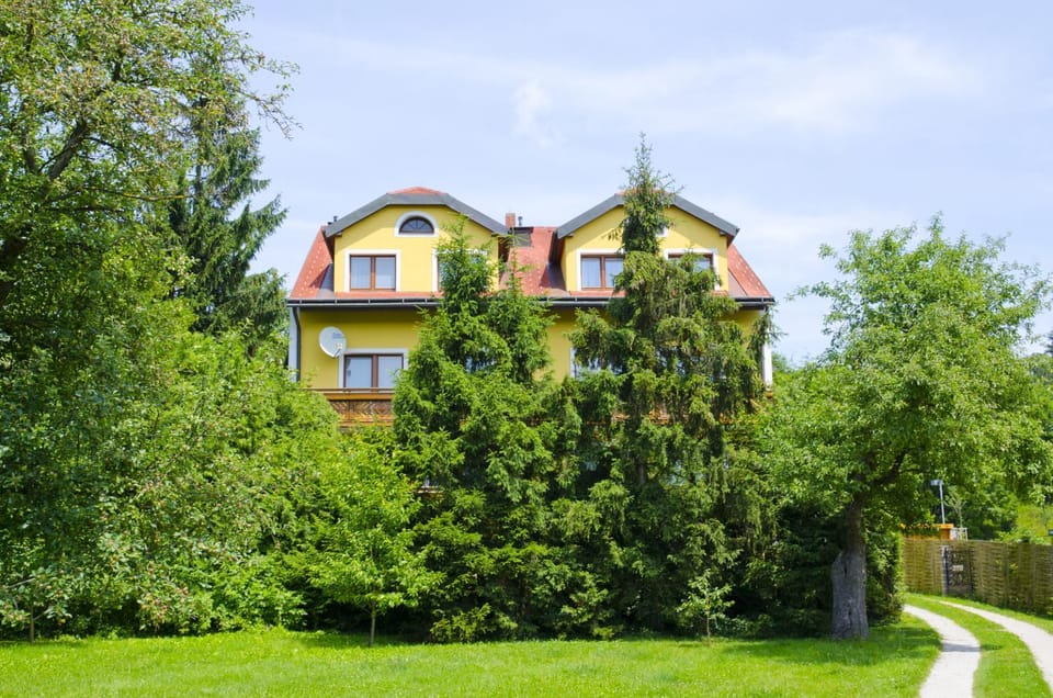 Property building, Neighbourhood, Summer